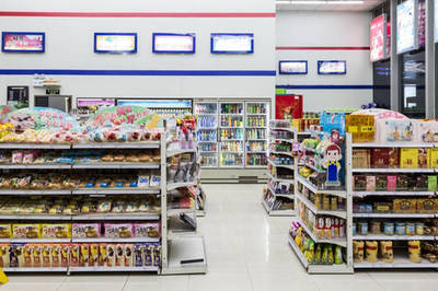 小县城创业新蓝海 日用百货销售的机遇与策略